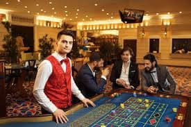 Dasbor multi-kategori princebet88 dengan pilihan slot, sepak bola, dan casino langsung